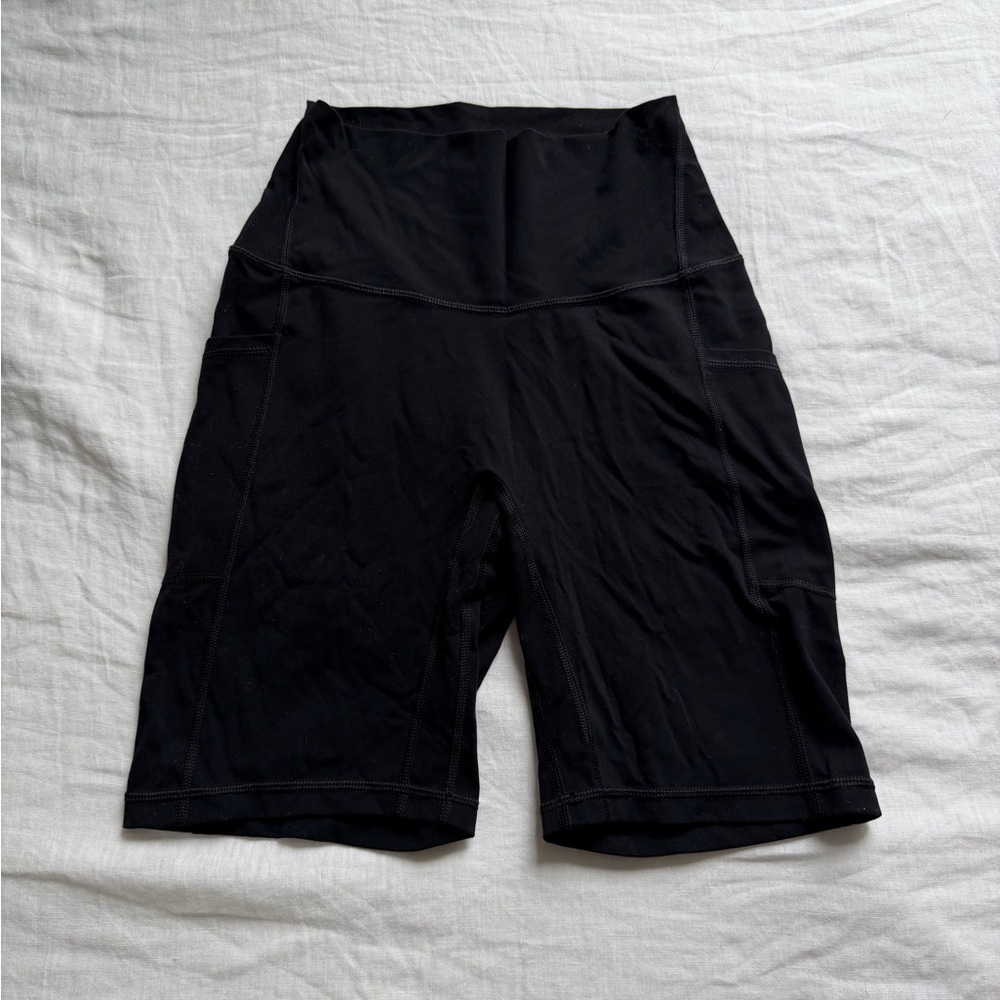 Colorful Koala Women's Black High-Waisted Shorts